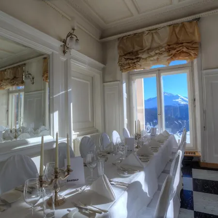 斯哈泽尔普酒店 3*