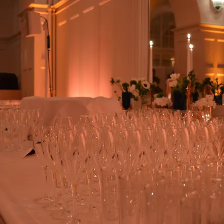 斯哈泽尔普酒店